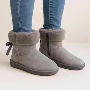 LAM Gray Faux Suede Sherpa Ankle Boots Zip Side Bow Detail Cozy Winter Booties 8